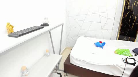 twinslovers_ online show from 11.12.25