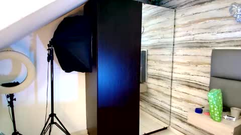 twinslovers_ online show from 11.15.25