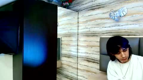 twinslovers_ online show from 11.17.25