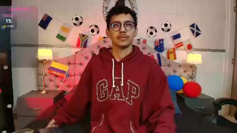 Snapshot of twunkmiguel chatting on 06.19.26 TwunkMiguel online show from 06.19.26