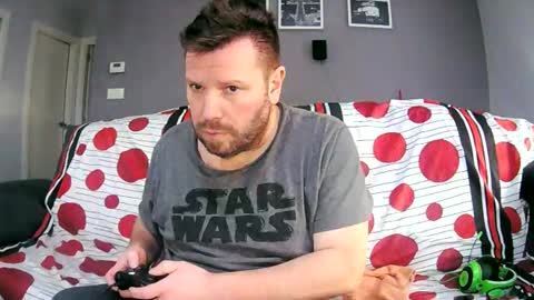 Snapshot of txan9876 chatting on 01.11.26 Txan Chan online show from 01.11.26