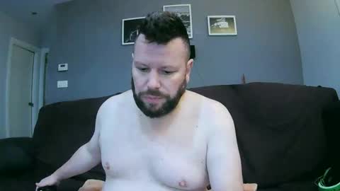 Snapshot of txan9876 chatting on 02.15.26 Txan Chan online show from 02.15.26