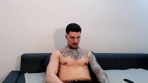 Snapshot of tyagodoll chatting on 01.19.25 tyagodoll online show from 01.19.25