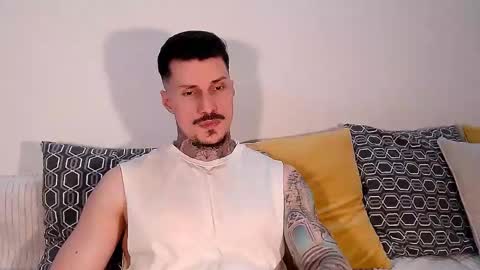 Snapshot of tyagodoll chatting on 03.04.25 tyagodoll online show from 03.04.25