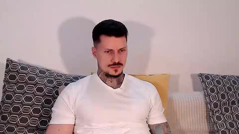 Snapshot of tyagodoll chatting on 03.08.25 tyagodoll online show from 03.08.25