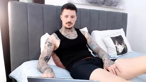 Snapshot of tyagodoll chatting on 10.05.25 tyagodoll online show from 10.05.25