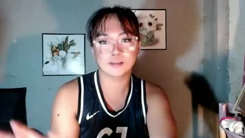 Snapshot of tyla_23 chatting on 05.10.26 Tyla online show from 05.10.26