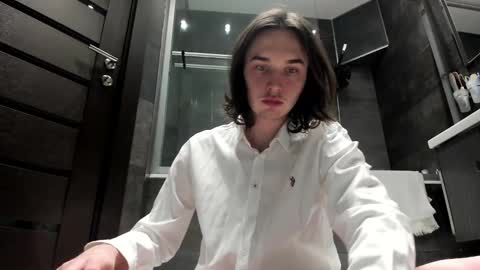 Snapshot of tyler__johnson chatting on 01.05.25 Tyler  johnson online show from 01.05.25