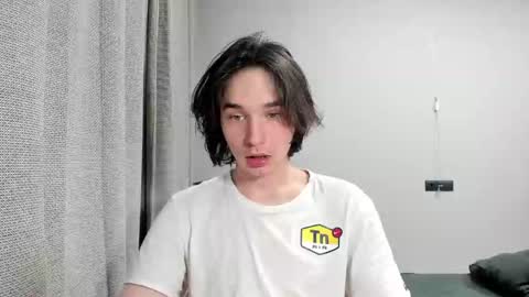 Snapshot of tyler__johnson chatting on 01.24.25 Tyler  johnson online show from 01.24.25