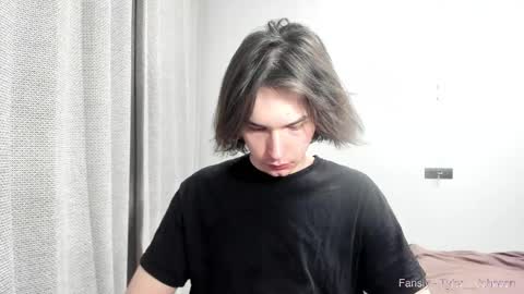 Snapshot of tyler__johnson chatting on 02.10.25 Tyler  johnson online show from 02.10.25