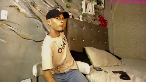 Snapshot of tyler_coopr chatting on 09.20.25 tyler cooper online show from 09.20.25