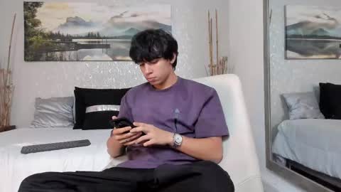 Snapshot of tyler_durtenn chatting on 09.17.25 Tyler online show from 09.17.25