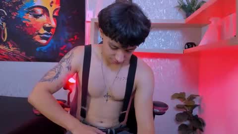 Snapshot of tyler_durtenn chatting on 10.08.25 Tyler online show from 10.08.25