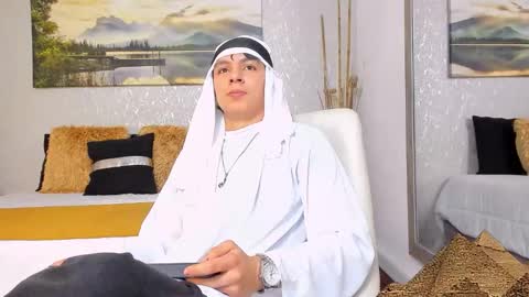 Snapshot of tyler_durtenn chatting on 10.30.25 Tyler online show from 10.30.25