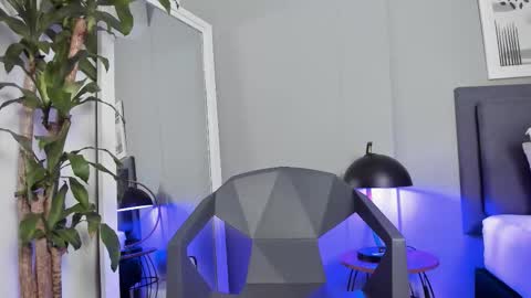 Tyler Fox online show from 10.26.25