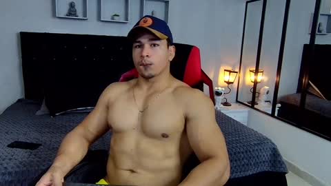 tyler_hank1 online show from 12.18.24