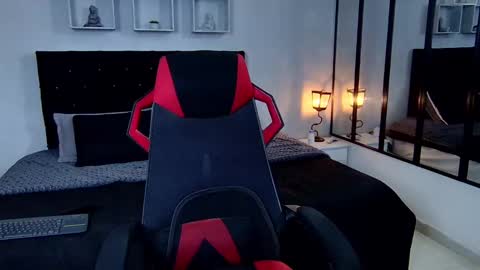 tyler_hank1 online show from 02.15.25