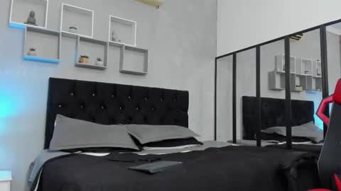 tyler_hank1 online show from 03.06.26