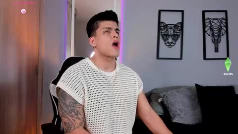 Snapshot of tyler_muscle chatting on 12.29.24 David online show from 12.29.24