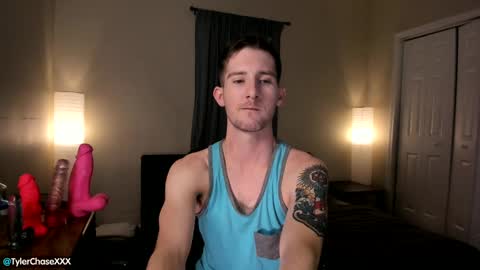 Snapshot of tylerchasexxx chatting on 09.19.25 Tyler Chase online show from 09.19.25