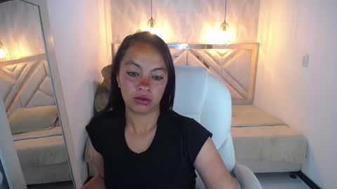 Tylla  online show from 03.25.26