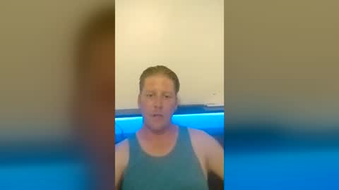 Snapshot of tym2bounce420 chatting on 07.22.26 tym2bounce420 online show from 07.22.26