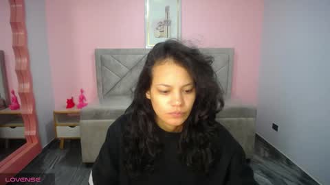 Snapshot of tyna_ch chatting on 06.09.26 TYNA online show from 06.09.26