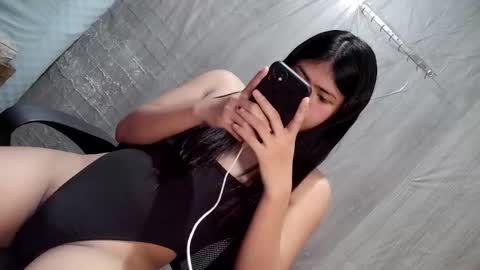 tyradine3 online show from 09.12.25