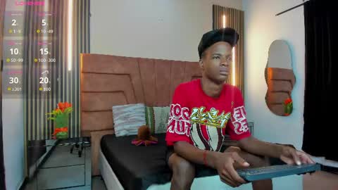 Snapshot of tyson_reed chatting on 07.30.26 tyson_reed online show from 07.30.26