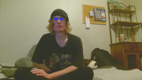 Snapshot of tyyyler93 chatting on 12.07.24 TylerAlternative online show from 12.07.24