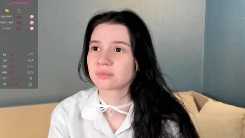 Lili online show from 02.06.25