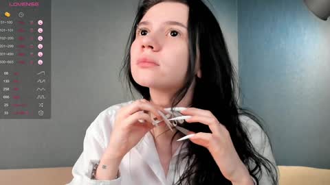 Lili online show from 02.06.25