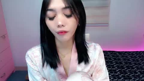 Snapshot of ughliah chatting on 07.05.26 urbbgirl alliah online show from 07.05.26