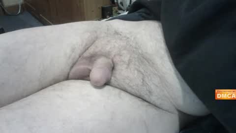 Hairy UK guy online show from 01.17.25