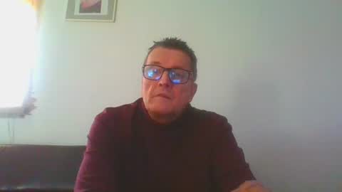 Snapshot of ulmeni4 chatting on 12.25.24 ulmeni4 online show from 12.25.24