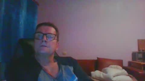 Snapshot of ulmeni4 chatting on 01.12.25 ulmeni4 online show from 01.12.25