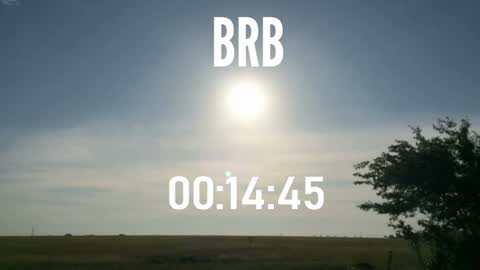 Snapshot of ulmo_br chatting on 12.15.24 ulmo_br online show from 12.15.24