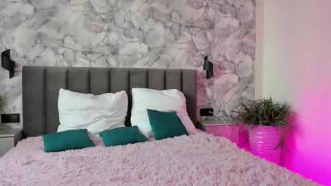 Melena online show from 10.21.25