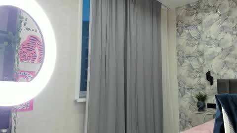 Melena online show from 10.31.25