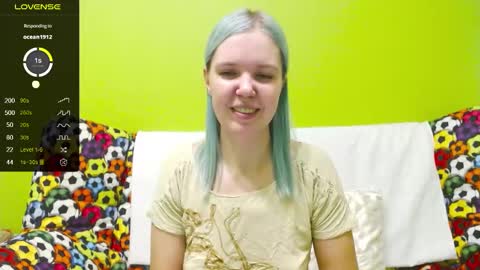 Roxy online show from 01.22.25