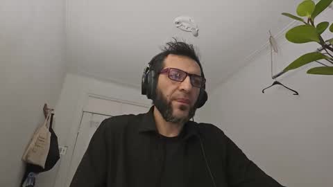 ultratoaster online show from 12.19.25