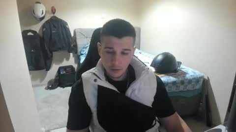 Snapshot of ulxer chatting on 05.12.26 hi im mike tyson - online show from 05.12.26