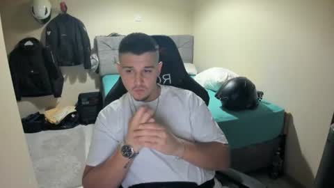 Snapshot of ulxer chatting on 07.24.26 hi im mike tyson - online show from 07.24.26
