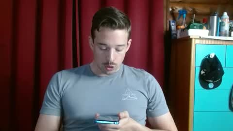 Snapshot of umphreak42 chatting on 12.15.25 Andrew online show from 12.15.25