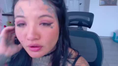 Franchesca  online show from 11.25.25