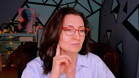 Snapshot of unatera chatting on 02.06.26 UnaTera online show from 02.06.26