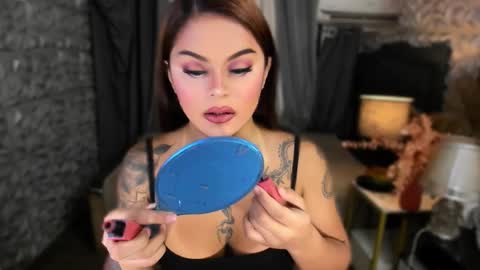 Snapshot of unbotheredprincess chatting on 02.19.25 Lady tan online show from 02.19.25