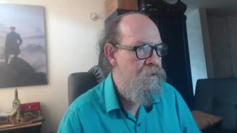 Snapshot of uncle_hottiecb chatting on 06.16.26 Uncle Hottie online show from 06.16.26