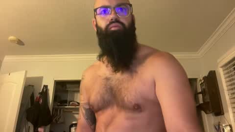 Snapshot of uncutbeard129840 chatting on 09.23.25 uncutbeard129840 online show from 09.23.25