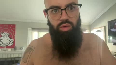 Snapshot of uncutbeard129840 chatting on 10.03.25 uncutbeard129840 online show from 10.03.25